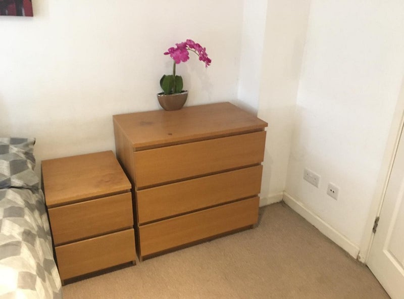 Room Oxley Close in Greater London