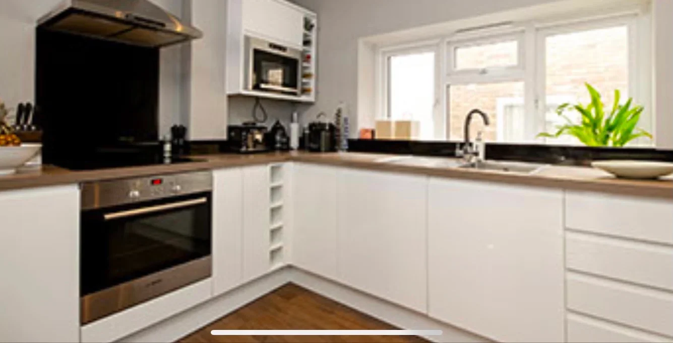 Flat Packhorse Road in Gerrards Cross