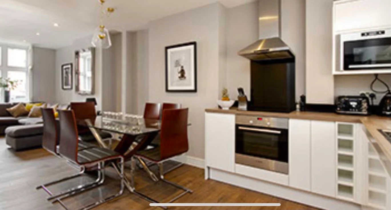 Flat Packhorse Road in Gerrards Cross