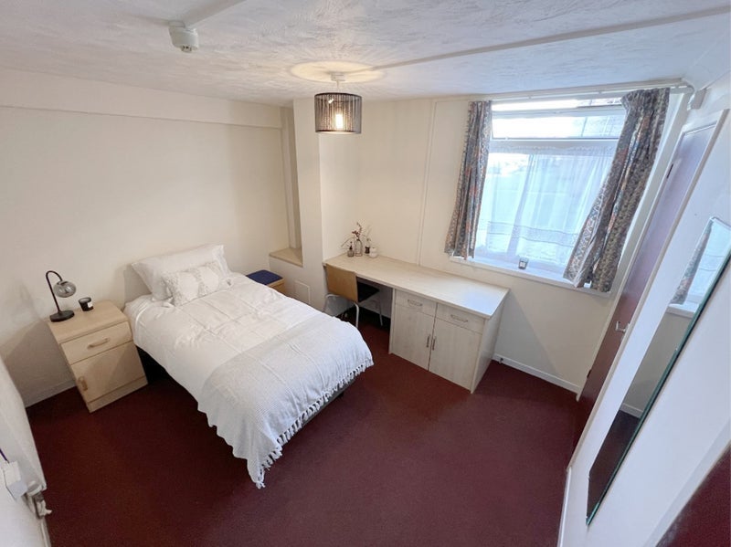 Room Pearson Road in Ipswich