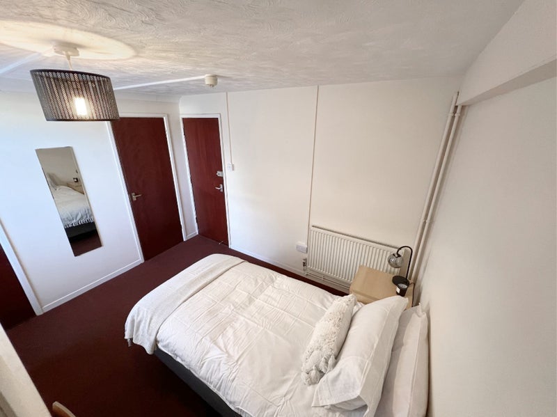 Room Pearson Road in Ipswich