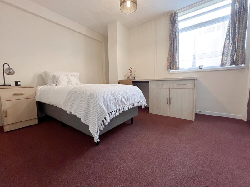 Room Pearson Road in Ipswich