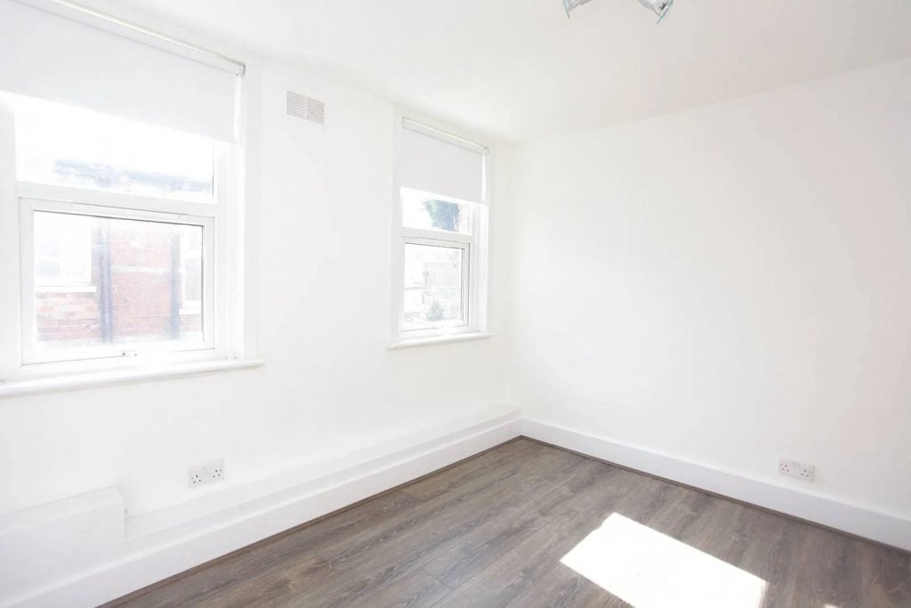 Flat Ravenshurst Avenue in Greater London