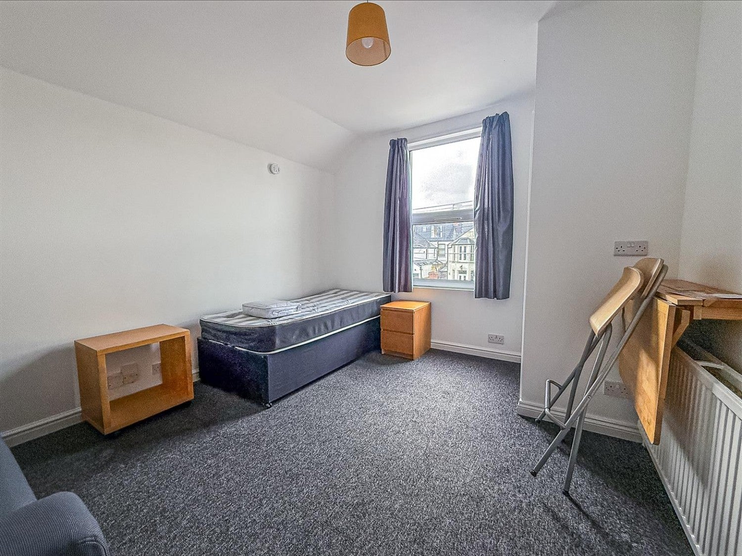 Flat Connaught Road in Cardiff