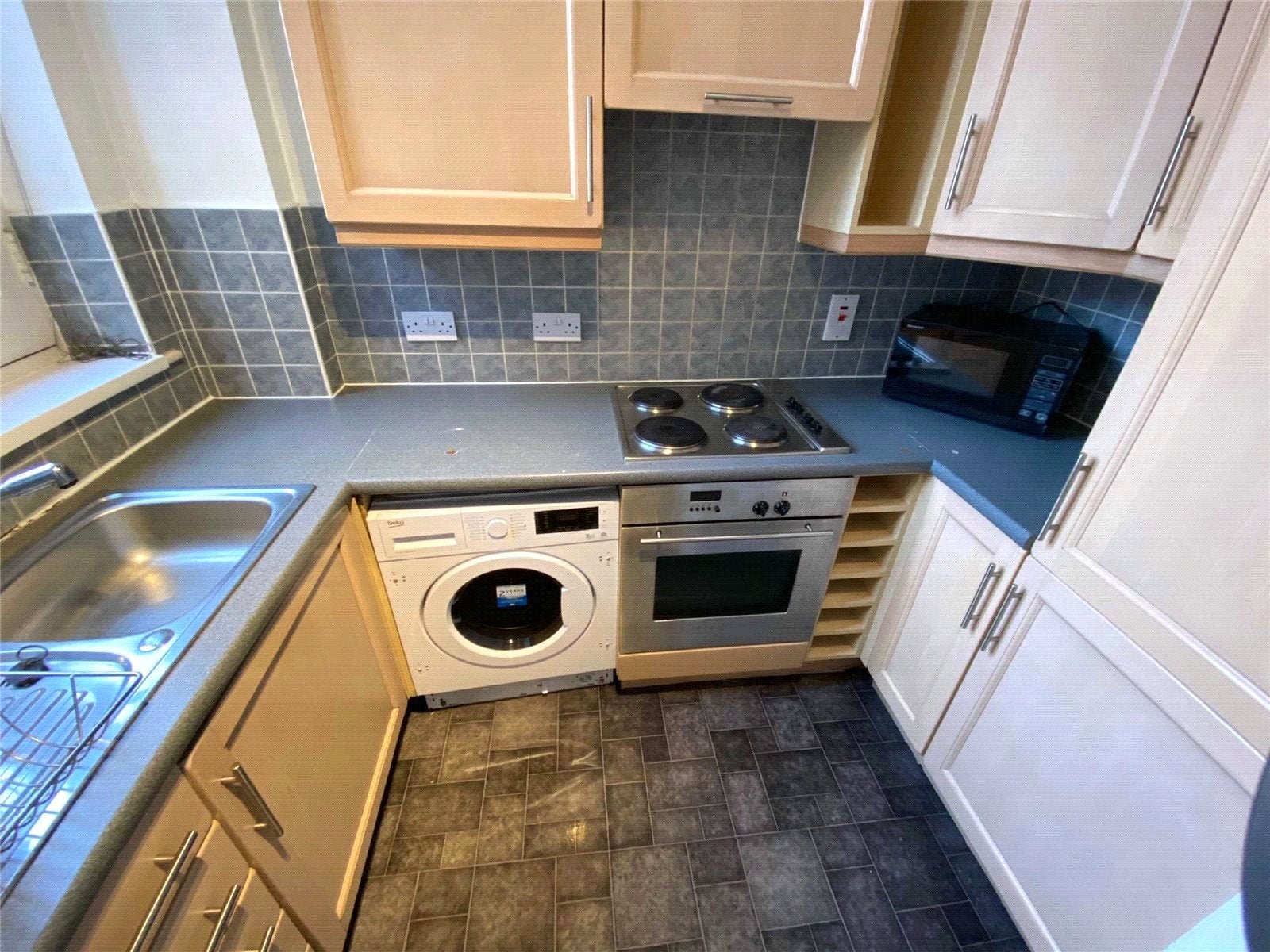 Flat Wilton Place in Salford