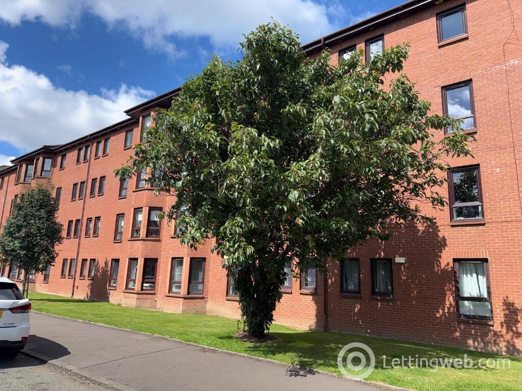 Flat Durward Court in Glasgow