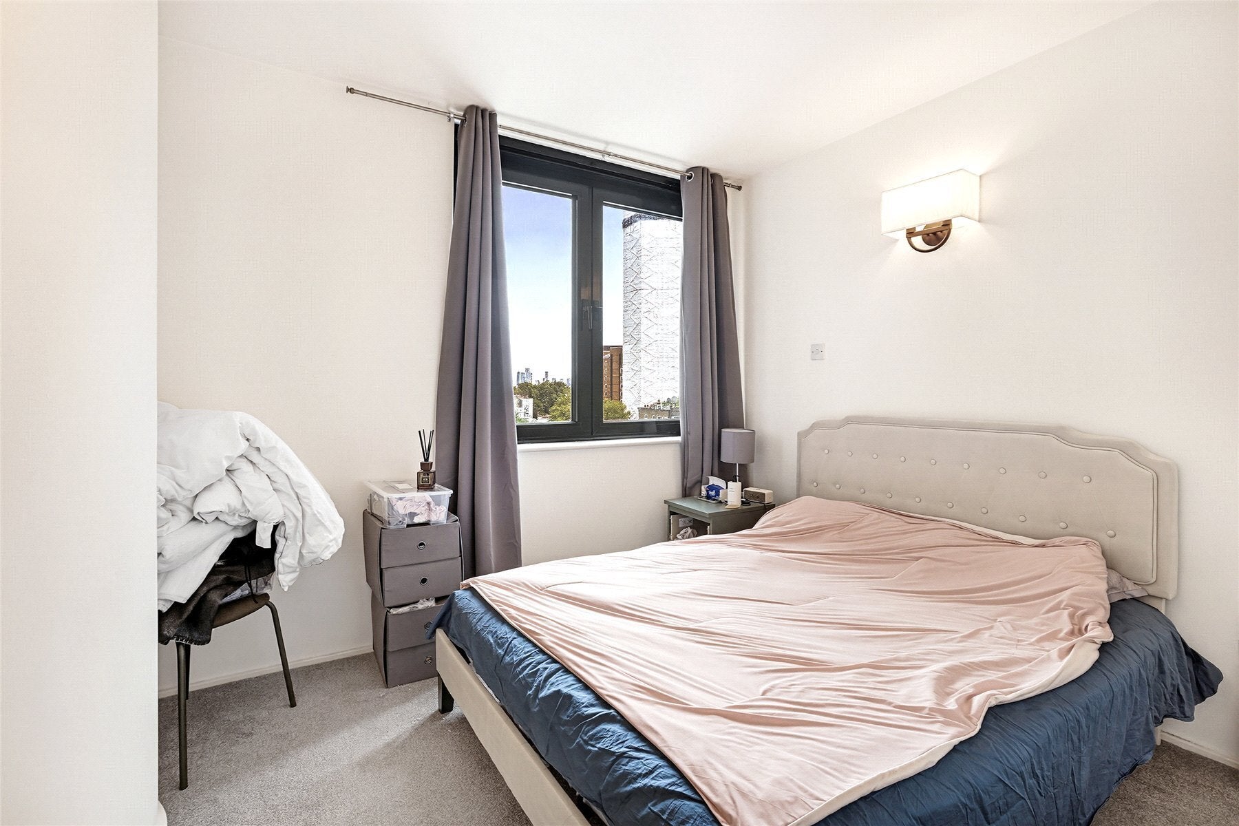 Flat Cromwell Road in Greater London