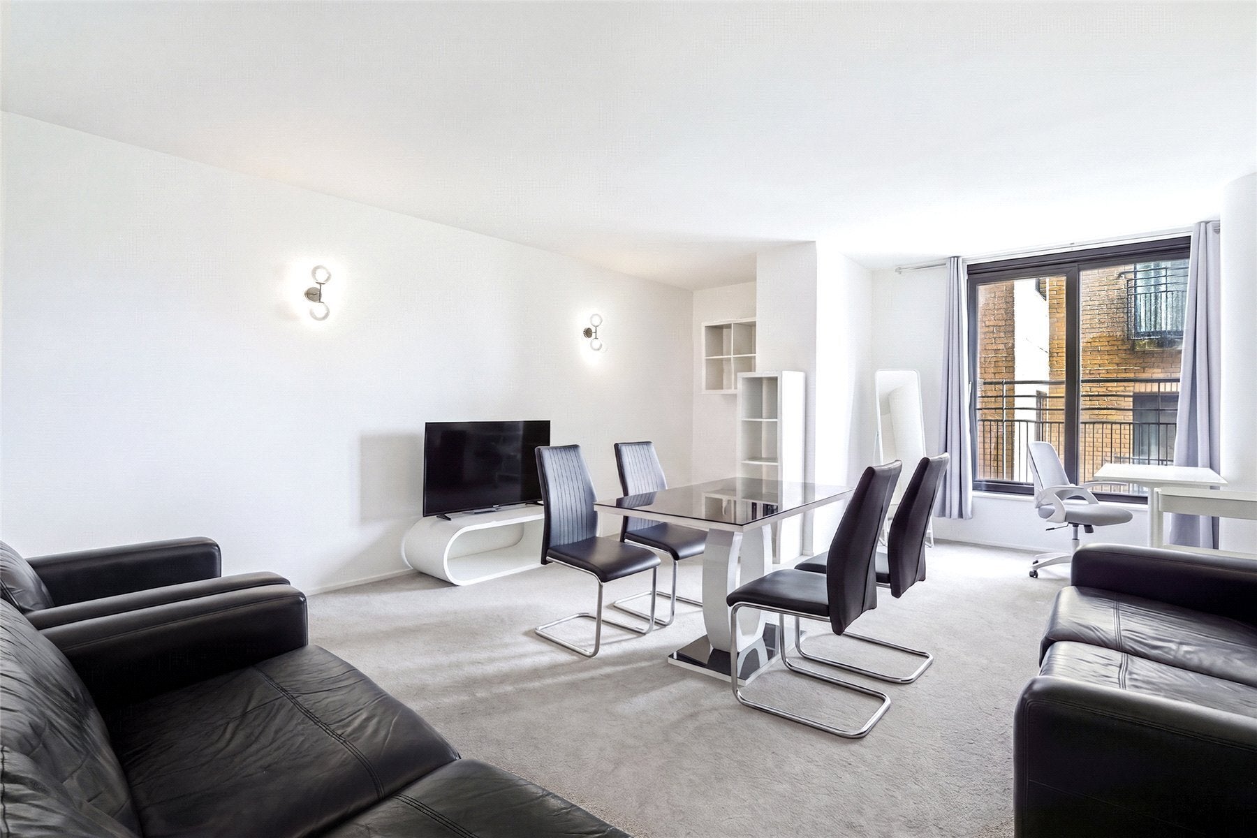 Flat Cromwell Road in Greater London
