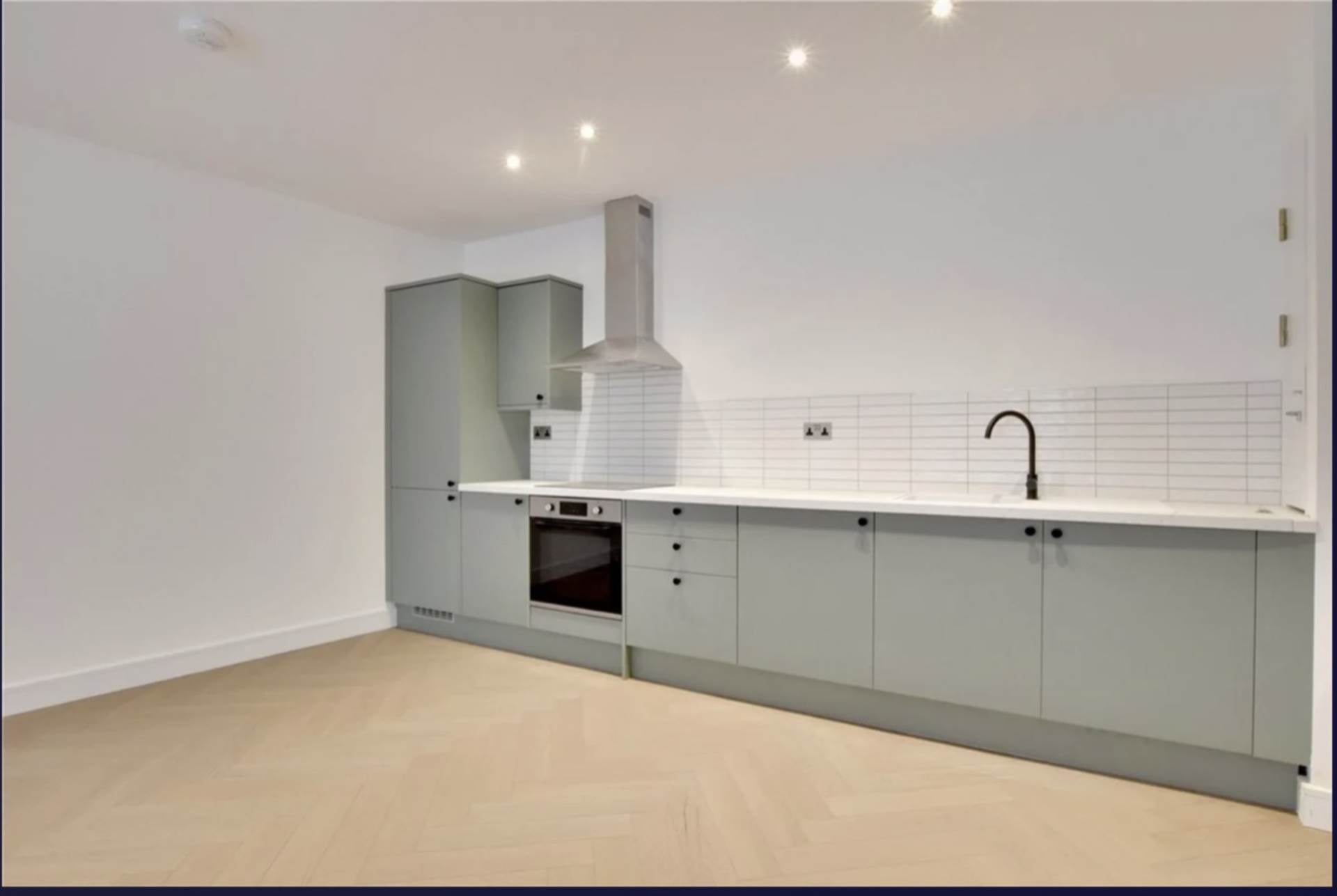Flat Blackheath Road in Greater London