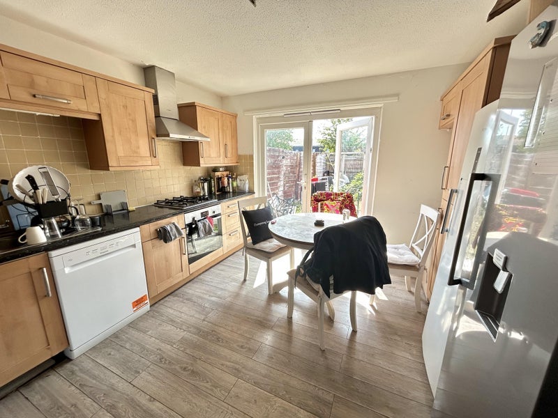 Room North Road in Greater London