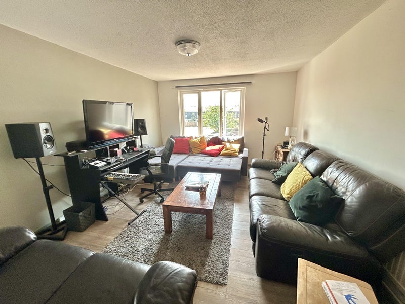 Room North Road in Greater London