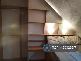 Room Park Grove in Hull