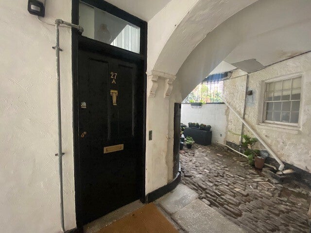 Flat New Street in Penzance