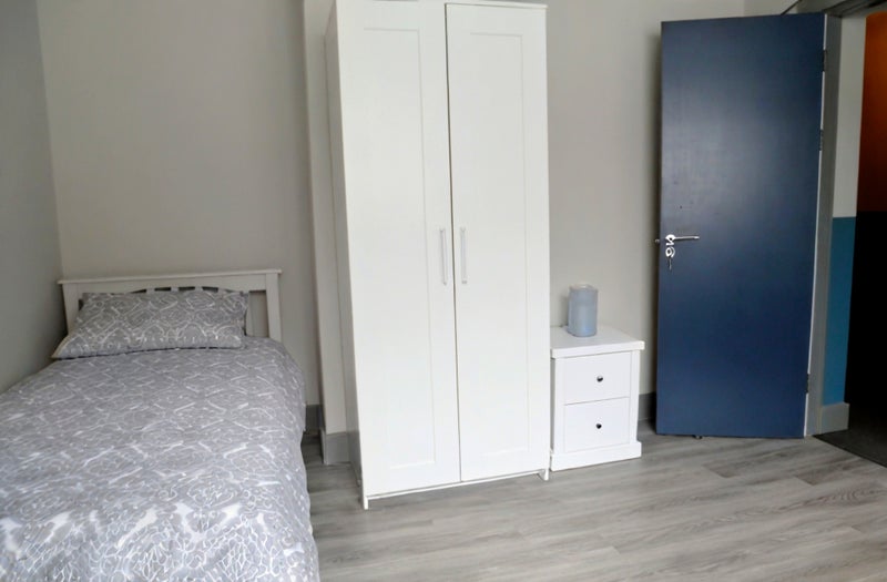 Flat Palace Grove in Greater London