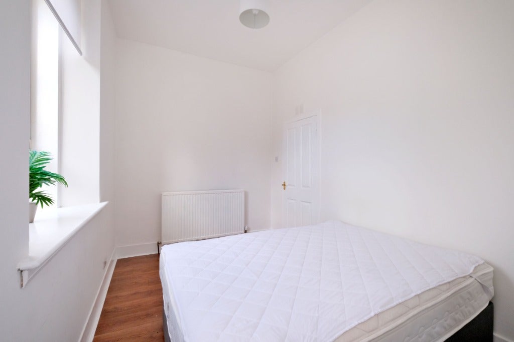 Flat Pitstruan Place in Aberdeen City