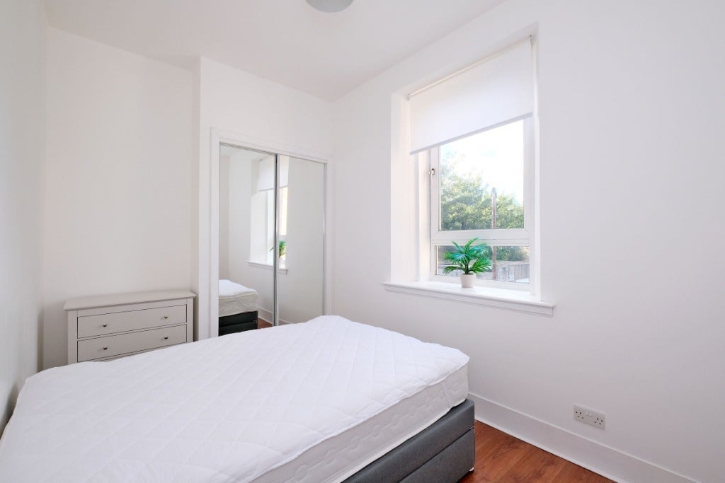 Flat Pitstruan Place in Aberdeen City
