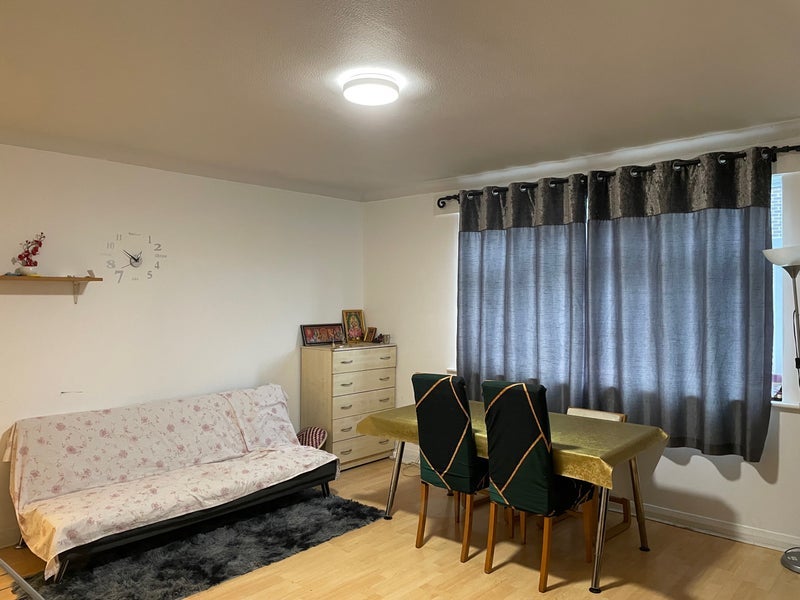 Room Waldronhyrst in Greater London