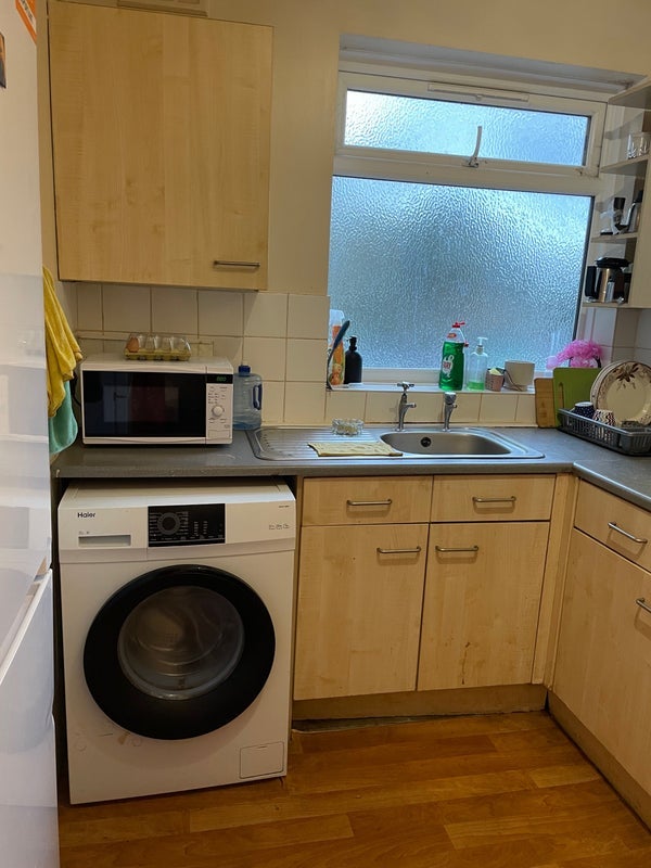Room Waldronhyrst in Greater London