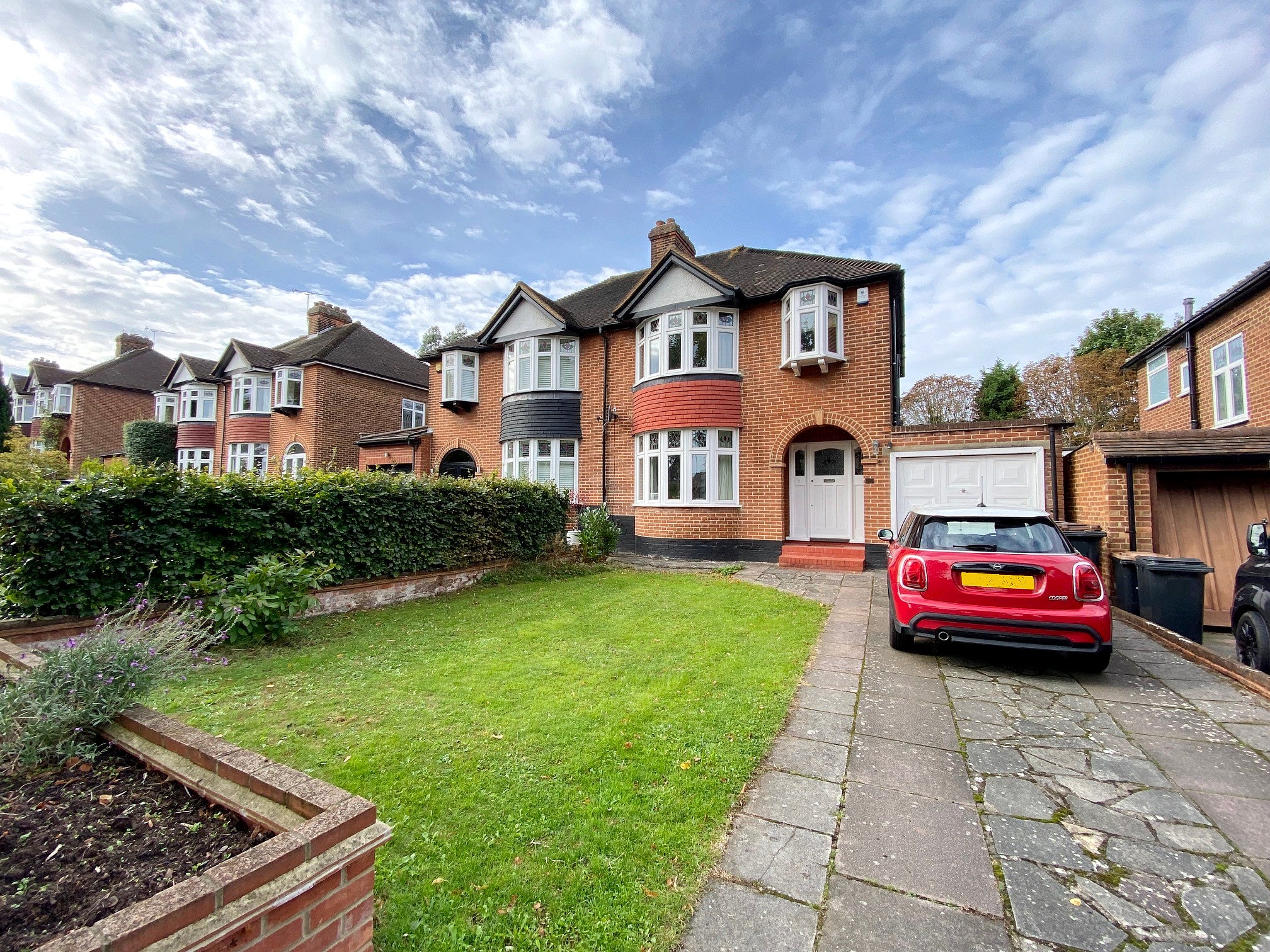 Flat Court Road in Greater London