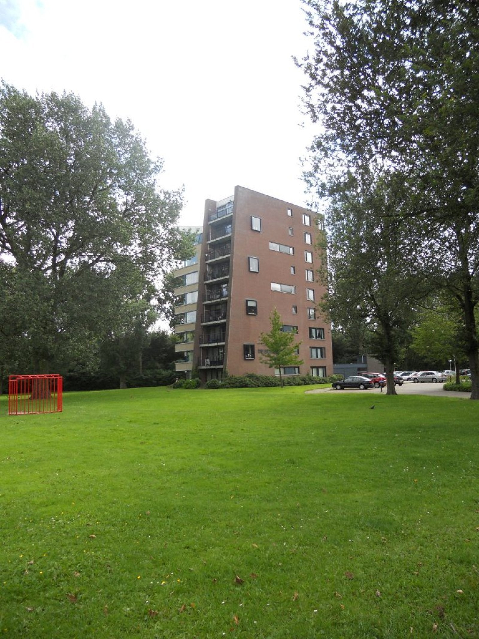 Appartement Adriaan Roland Holstlaan in Roosendaal