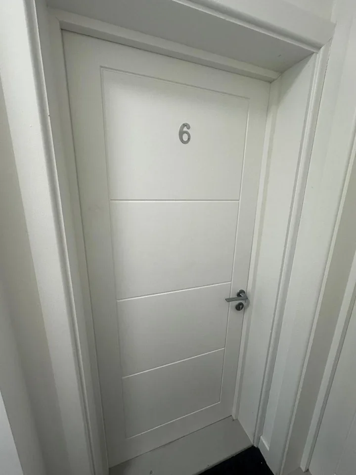 Flat Maybank Road in Greater London