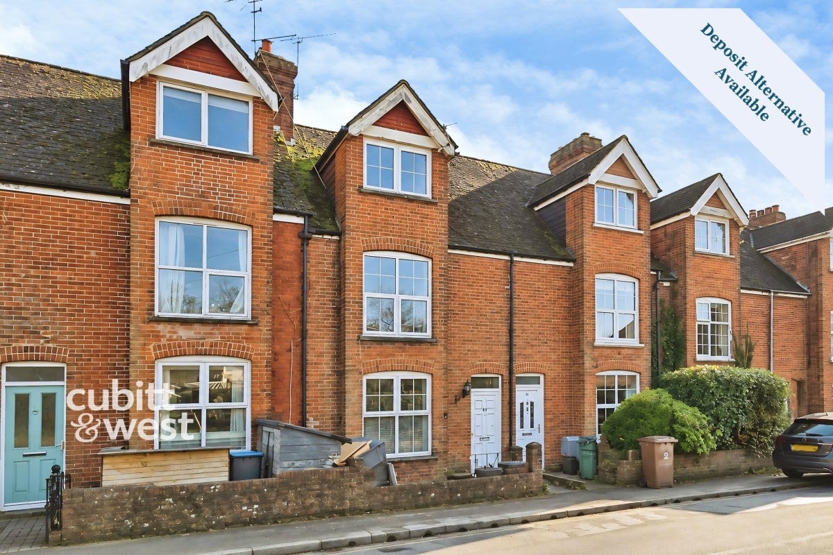 House Pewter Court in Canterbury