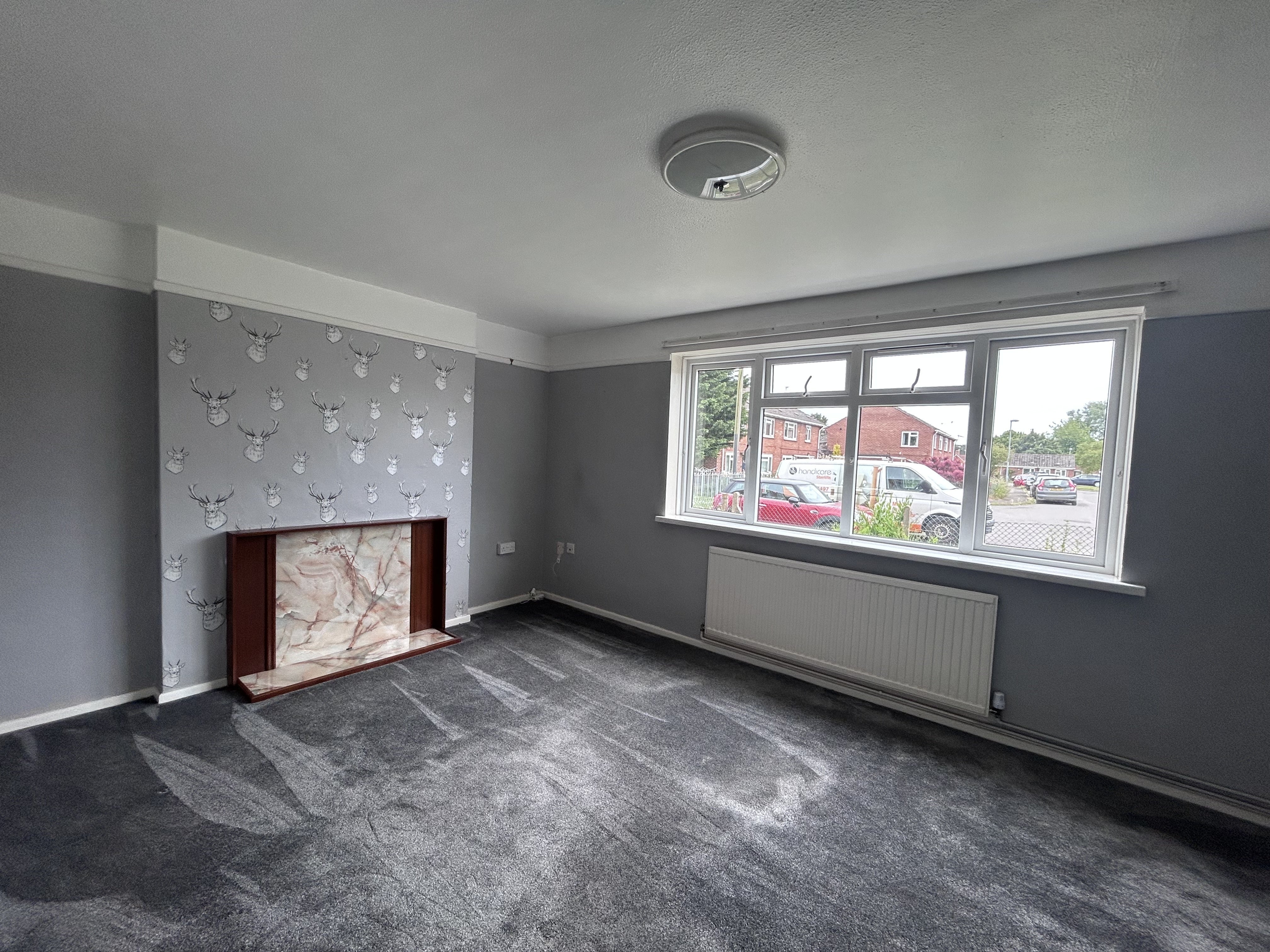Flat Hyde Road in Gillingham