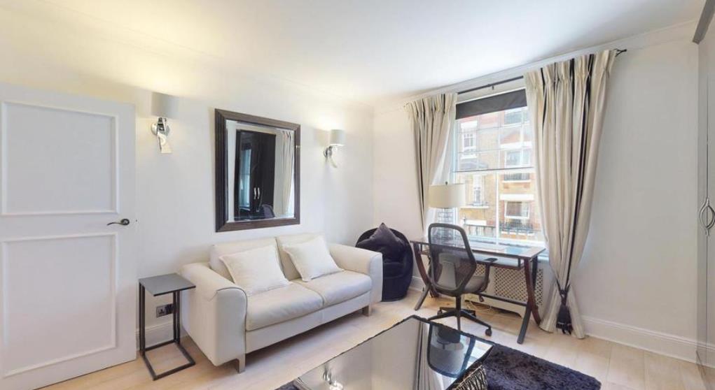 Flat Portsea Place in City of Westminster