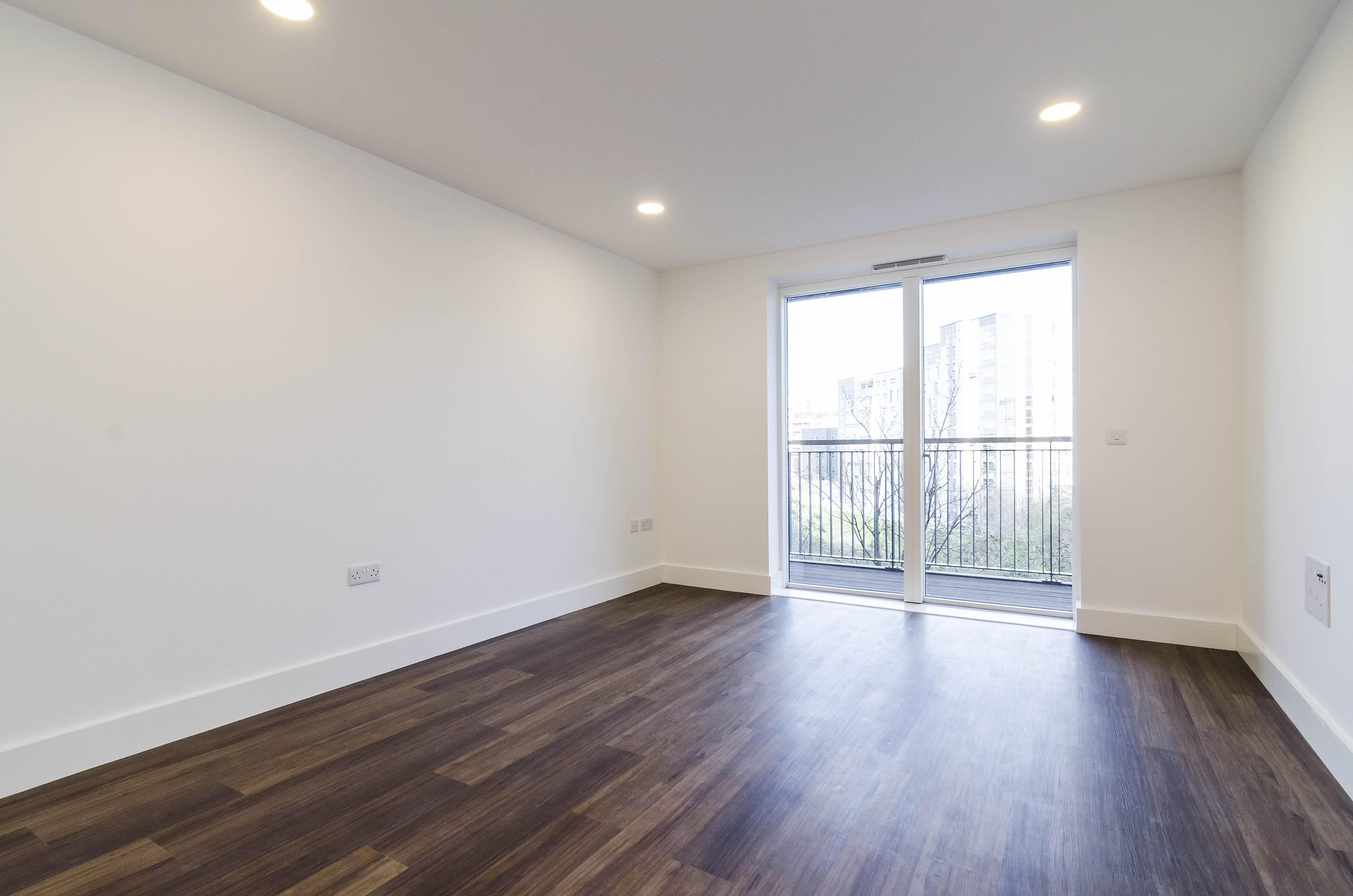 Flat Market Road in Greater London
