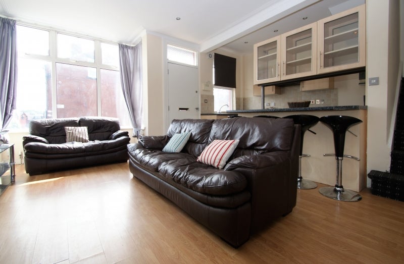House Knowle Terrace in Leeds