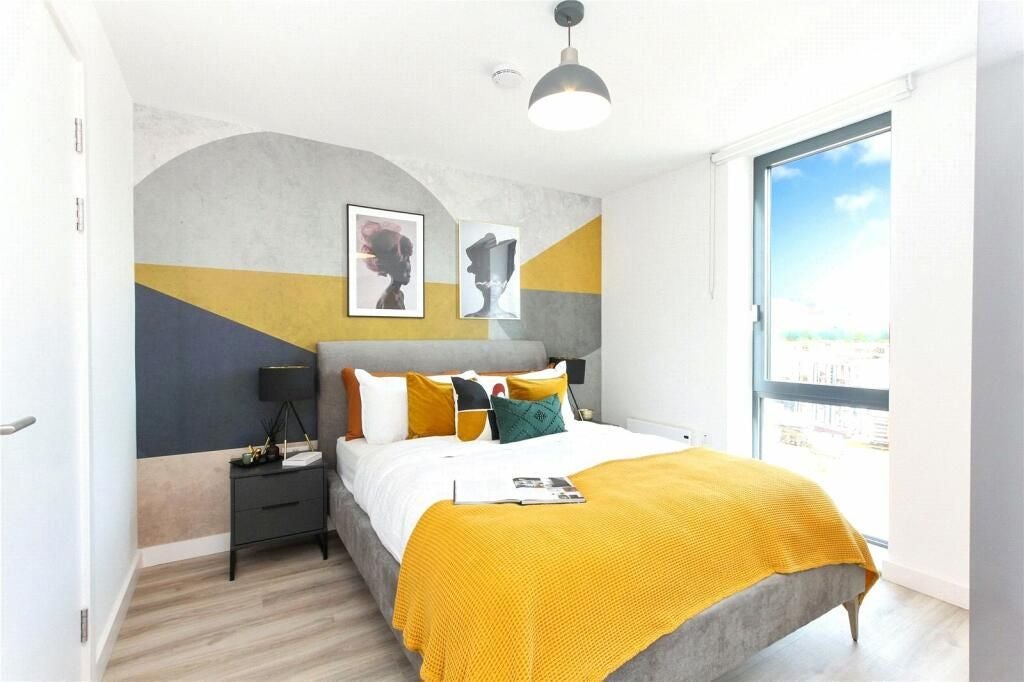 Flat Kimpton Road in Luton