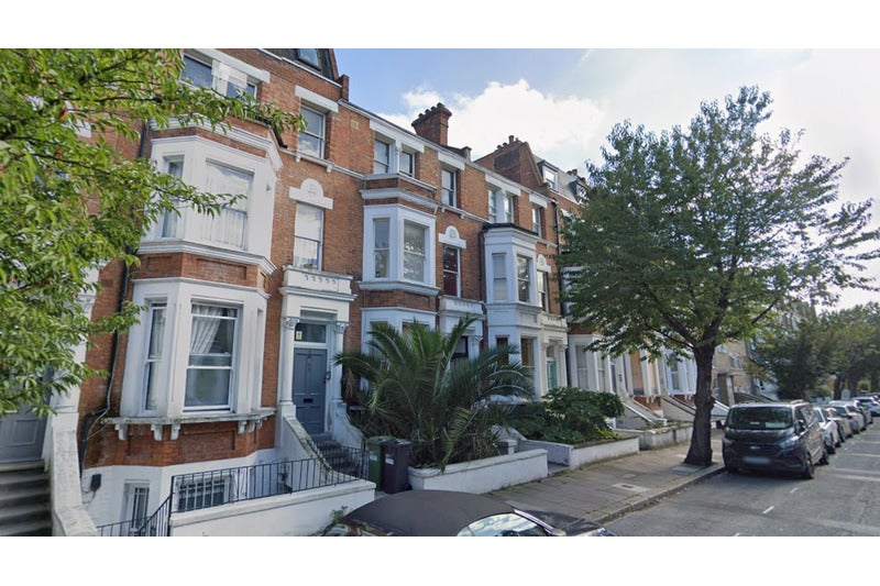 Flat Netherwood Road in Greater London