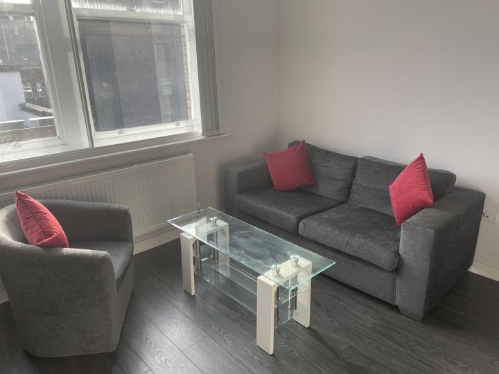 Flat Edmund Street in Liverpool