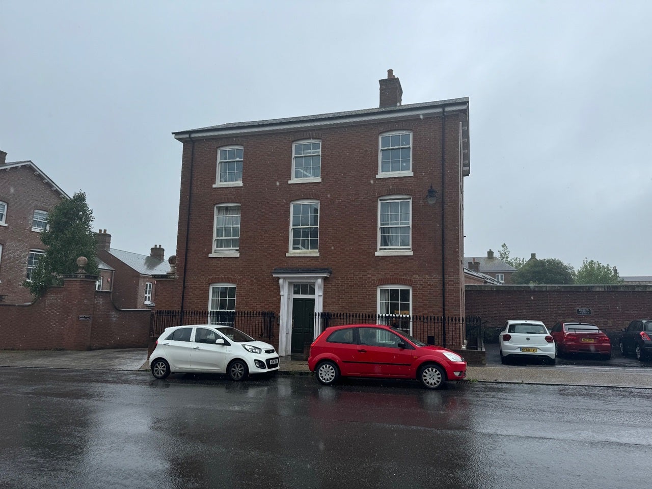 Flat Harptree Court in Dorchester