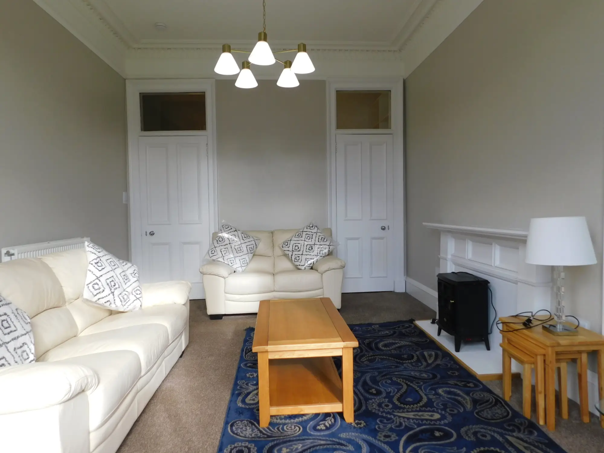 Flat Comely Bank Terrace in City of Edinburgh