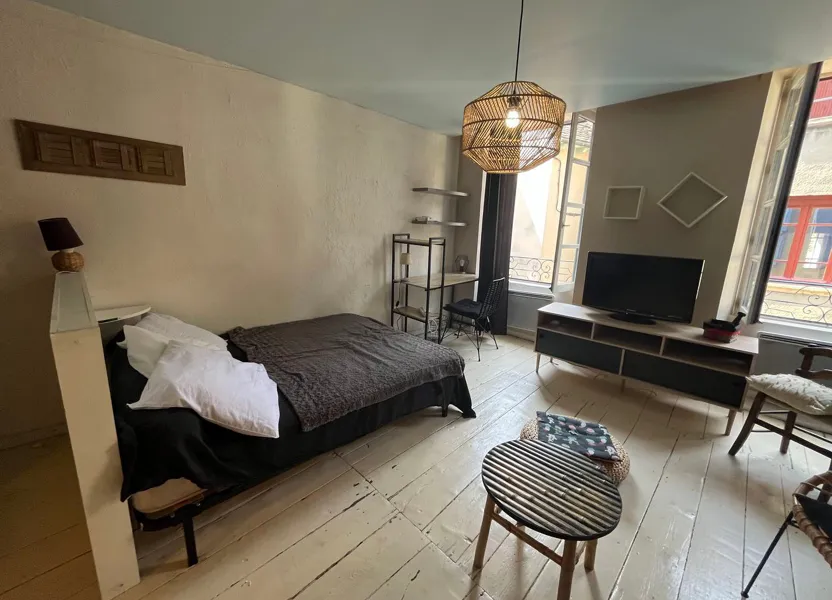 Chambre Rue du Chastel à Mende