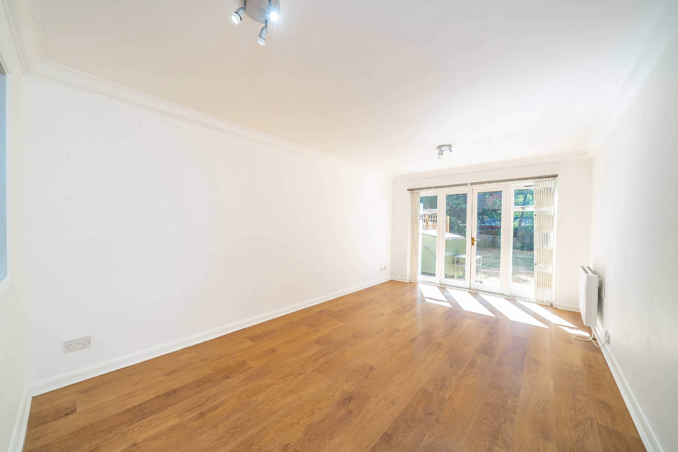 Flat Wimbledon Park Side in Greater London