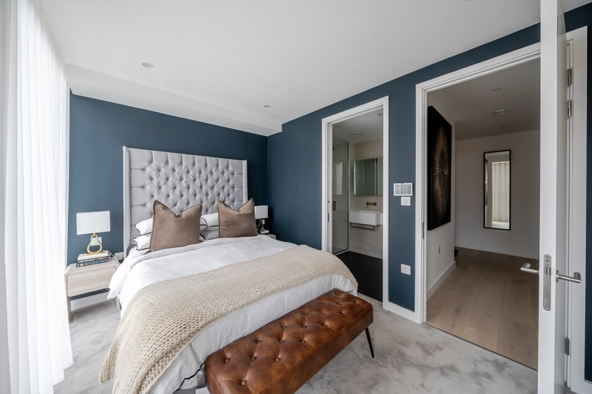 Flat Gabriel Square in St Albans