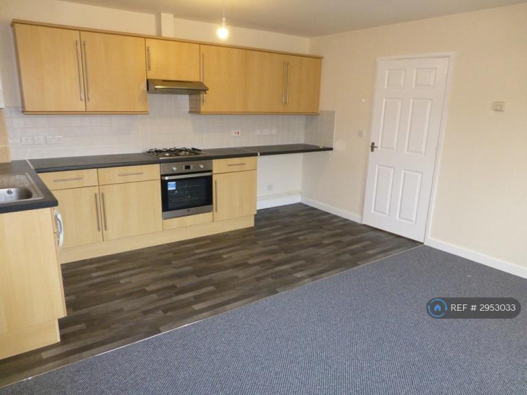 Flat Woodstock Court in Nottingham