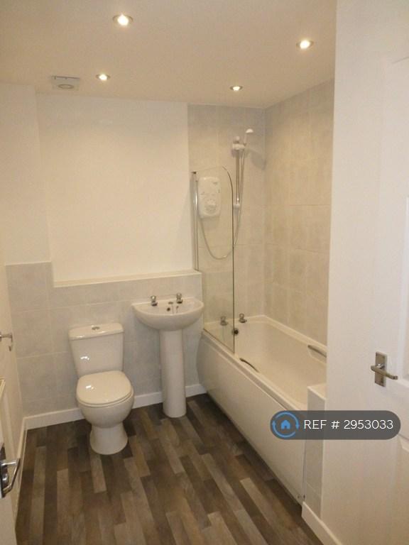 Flat Woodstock Court in Nottingham