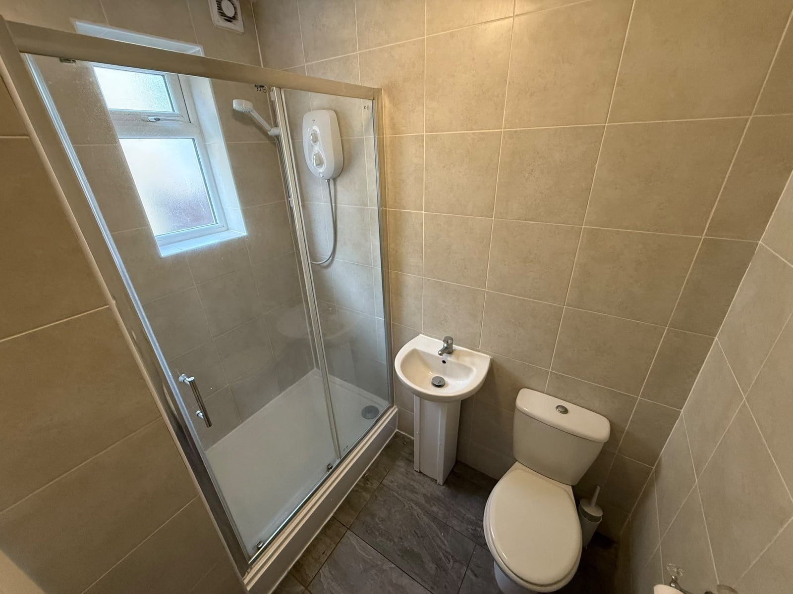 House Cromer Close in London