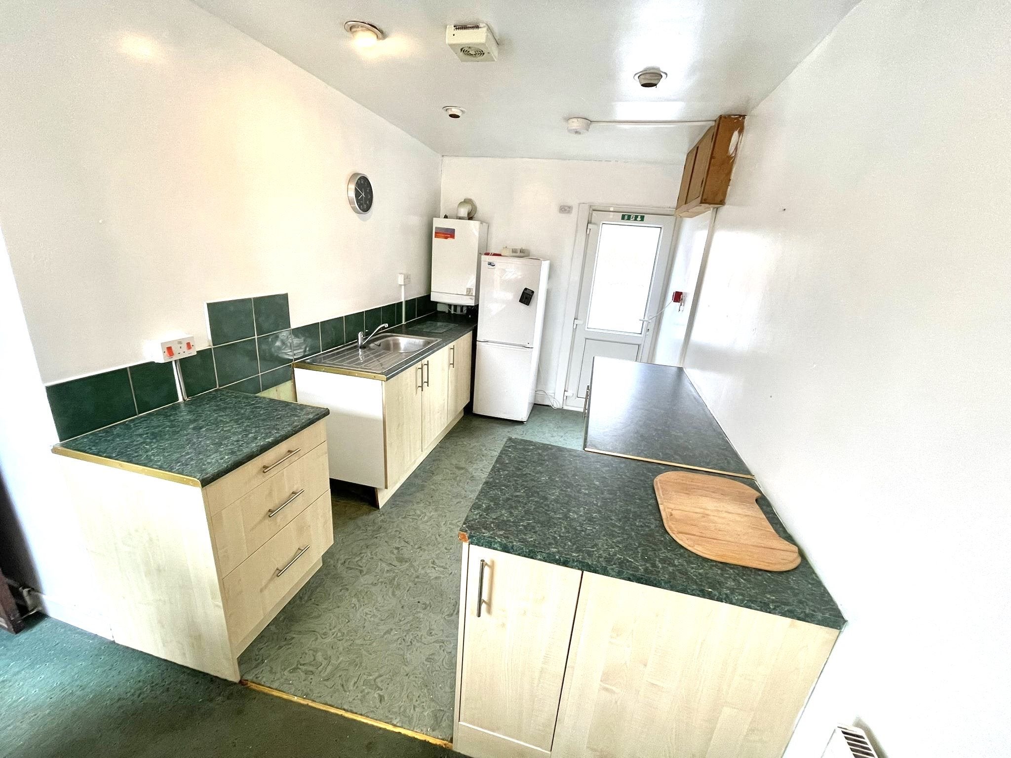 Flat Margaret Street in Treherbert