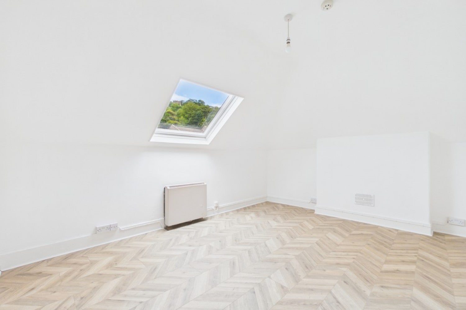 Flat Taswell Street in Dover