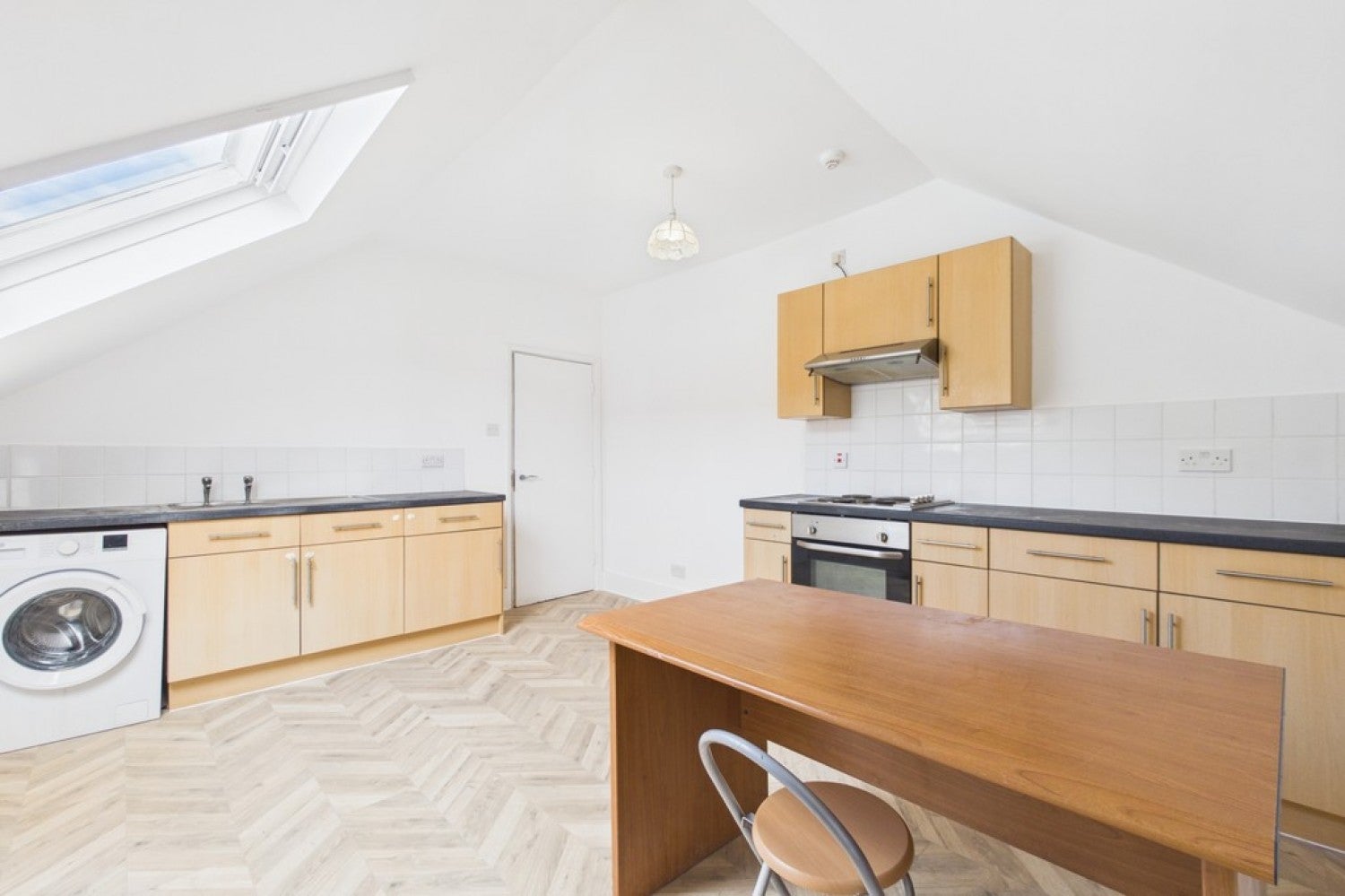 Flat Taswell Street in Dover