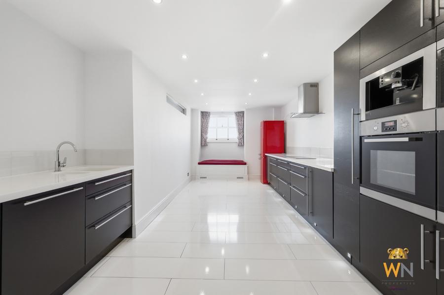 Flat Thorndon Gate in Brentwood