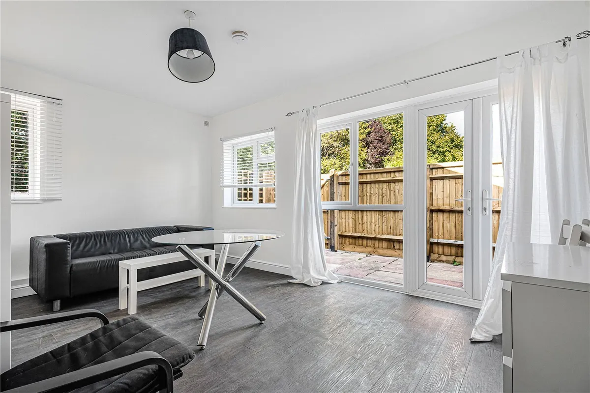 Flat Iffley Road in Oxford