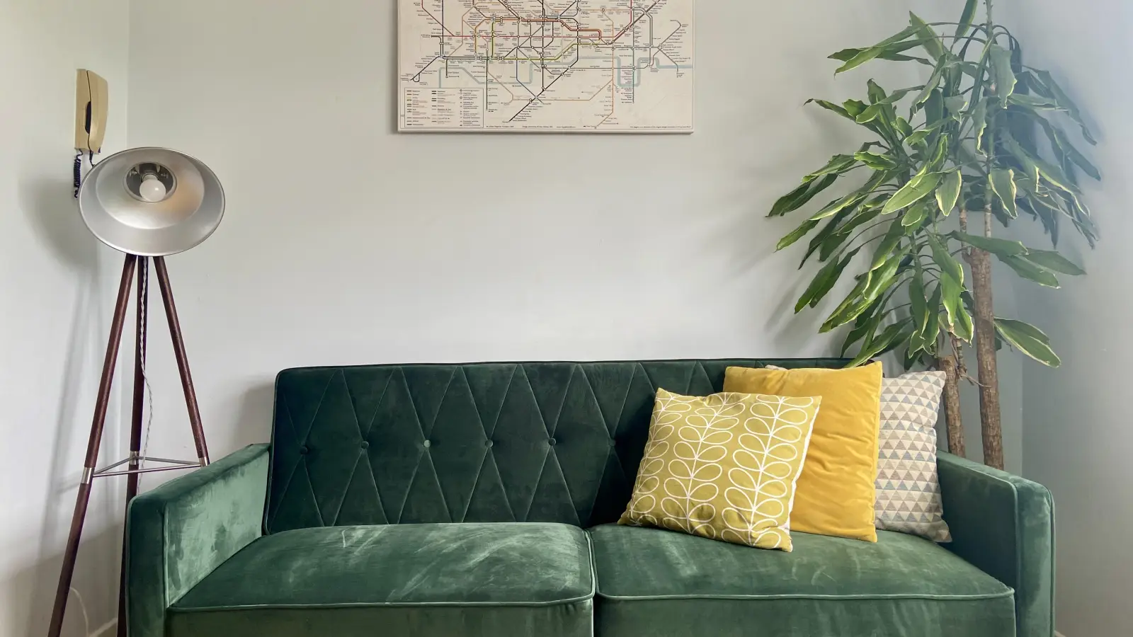 Flat Maclise Road in Greater London