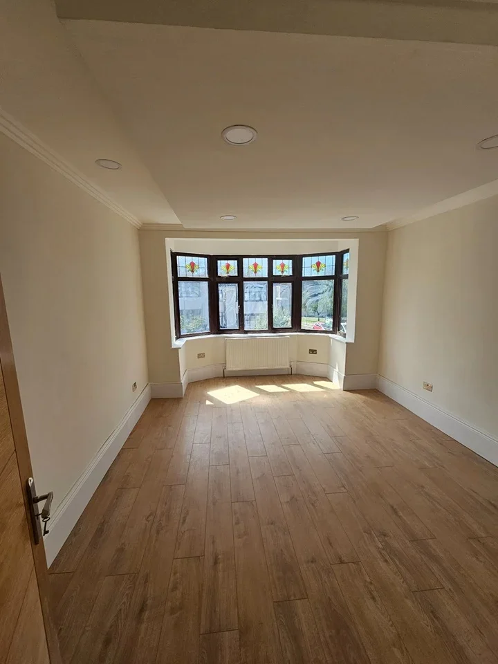 Room Wanstead Park Road in Greater London