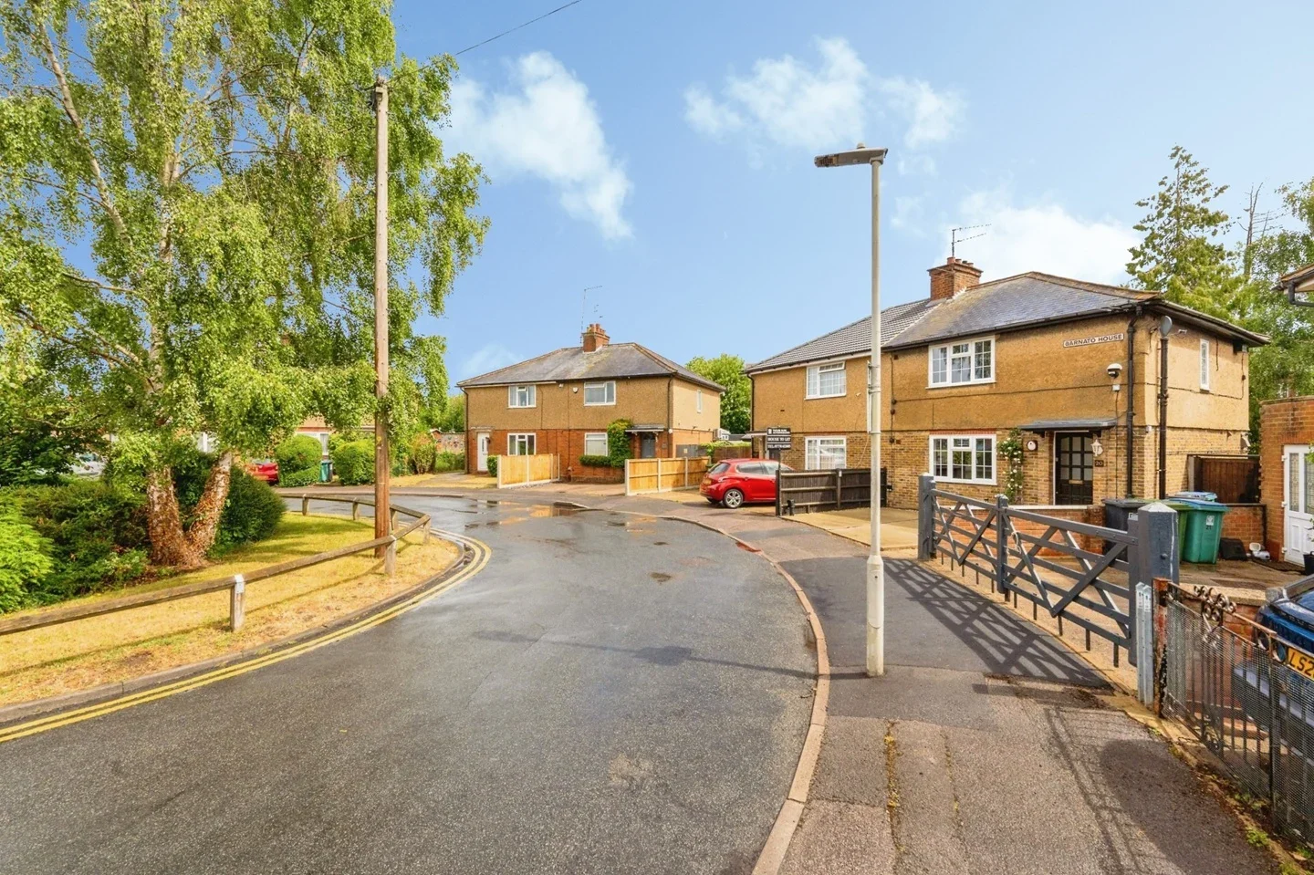 House Rose Gardens in Watford