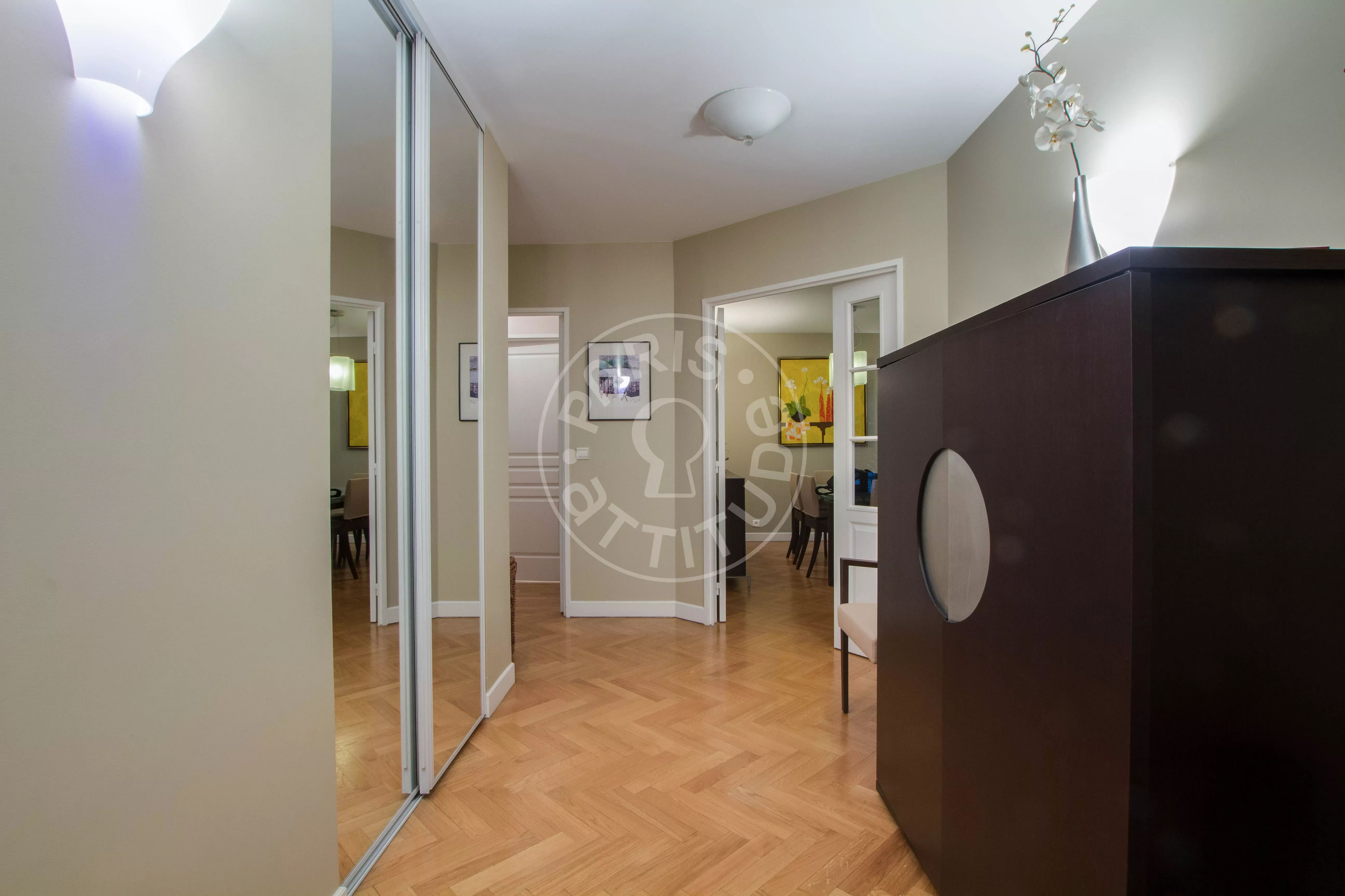 Appartement Avenue Paul Doumer à Paris